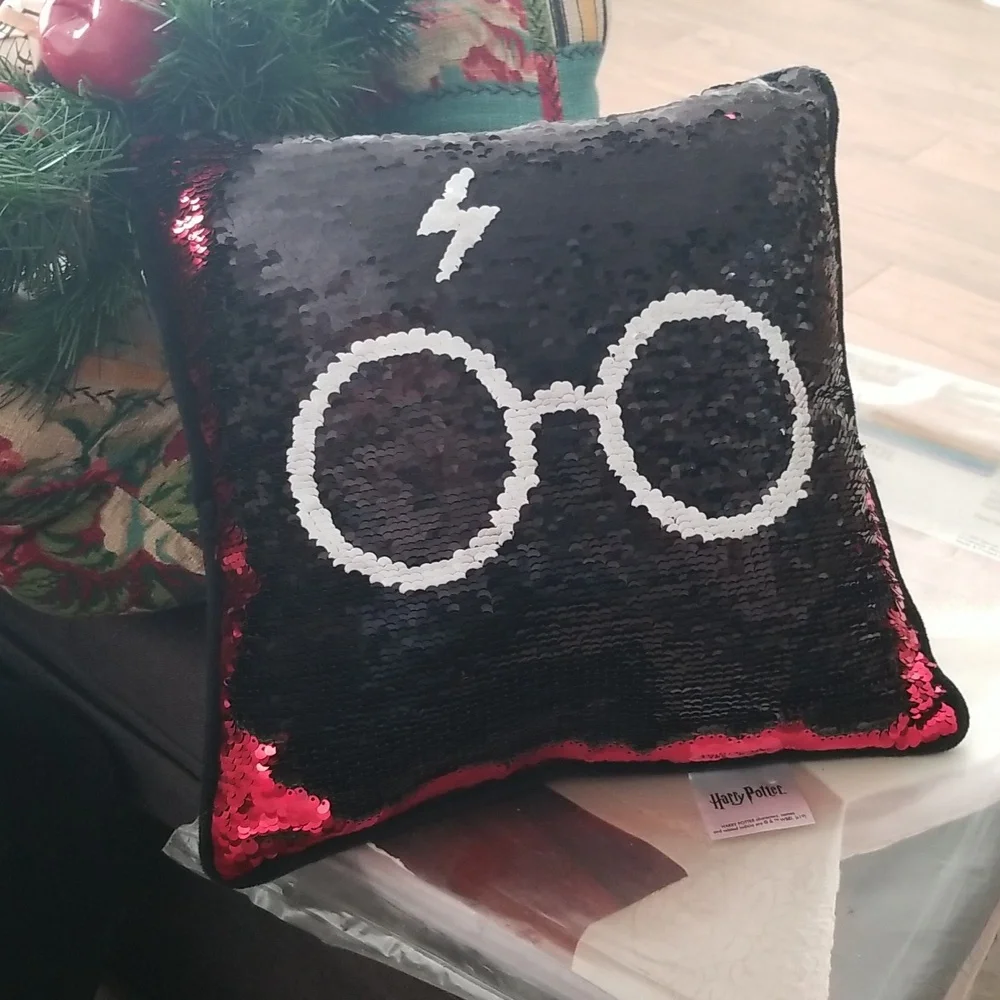 Harry Potter Sequined Pillow Reversible 12x12